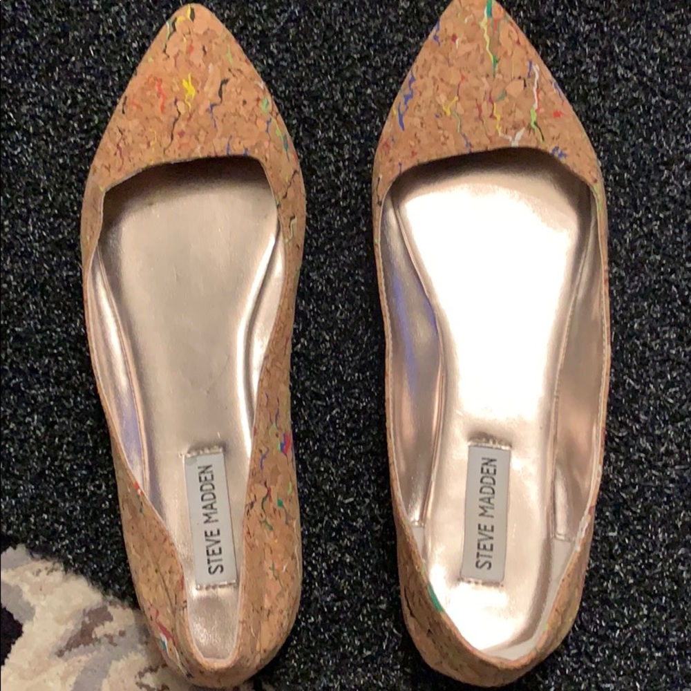 Adorable Steve Madden ‘cork’ flats